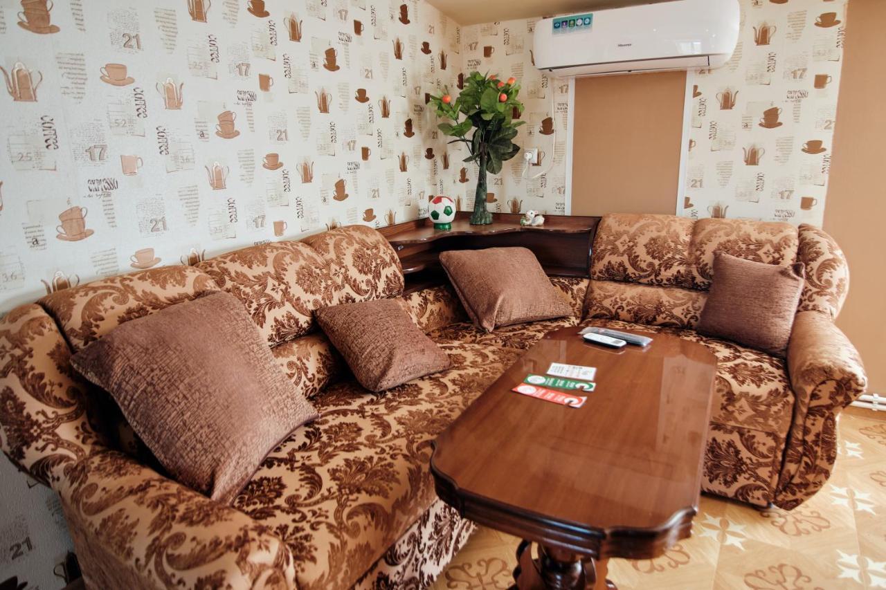 Ro Metro Aparthotel Gjoumri Kültér fotó