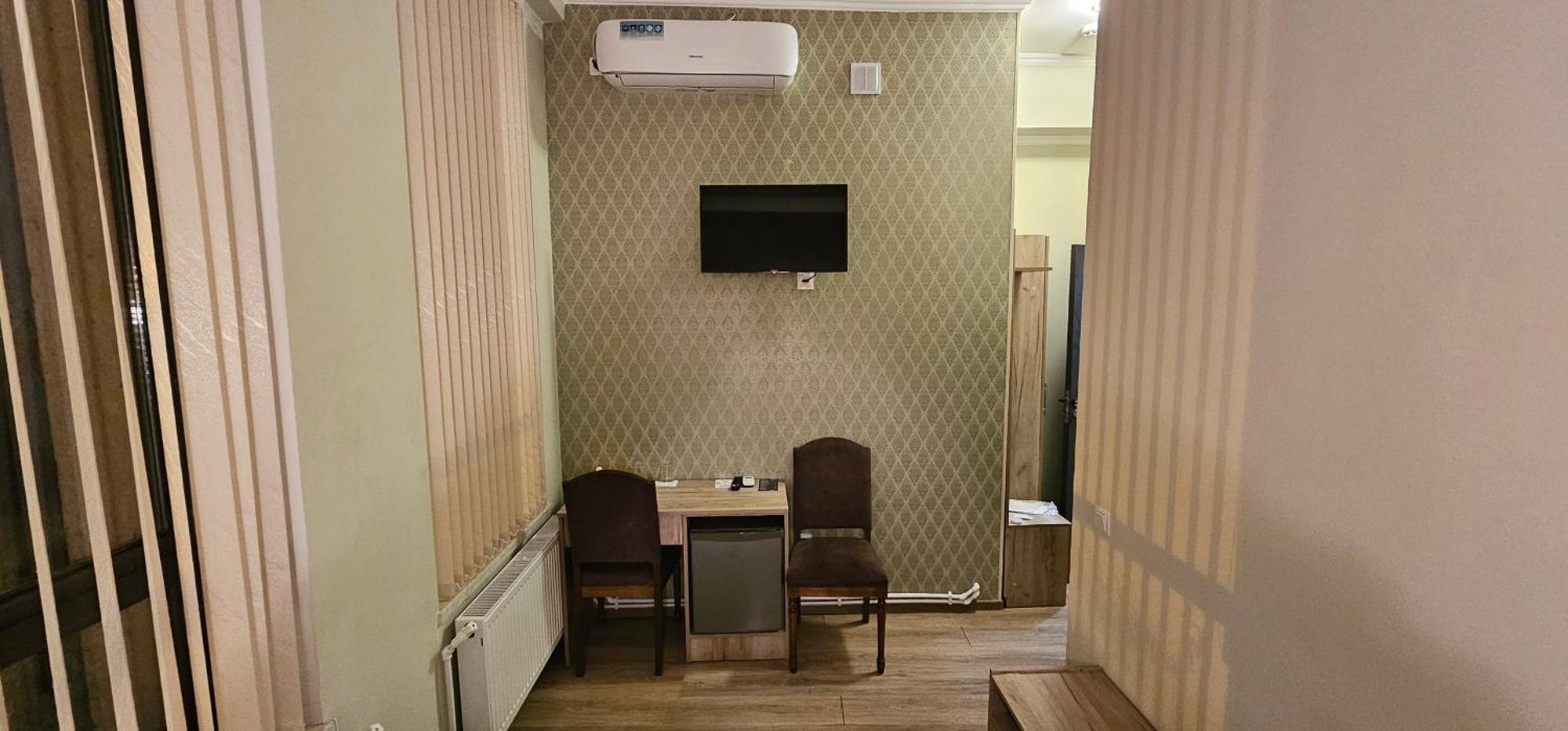 Ro Metro Aparthotel Gjoumri Kültér fotó